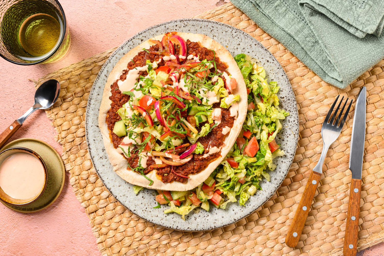 Lahmacun platbrood met za'atar-uien