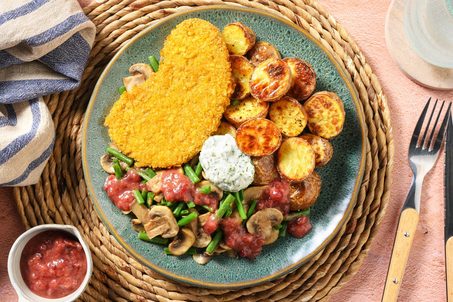  Vegan schnitzel met cranberryjus en krieltjes