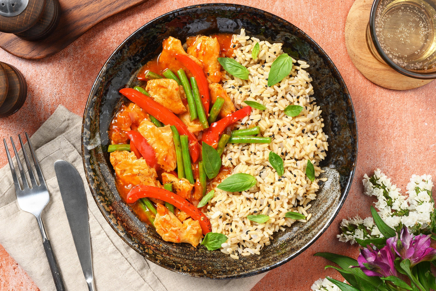 Hawaïaanse stijl stir-fry