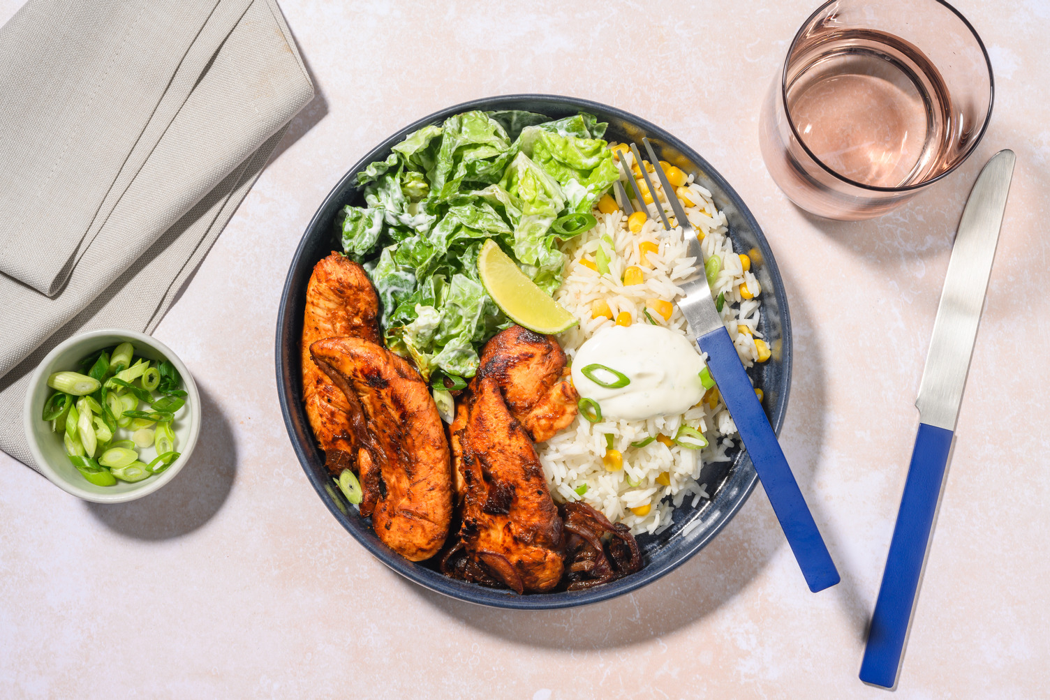 Doppelt Spicy Chipotle Chicken mit Konfetti-Reis