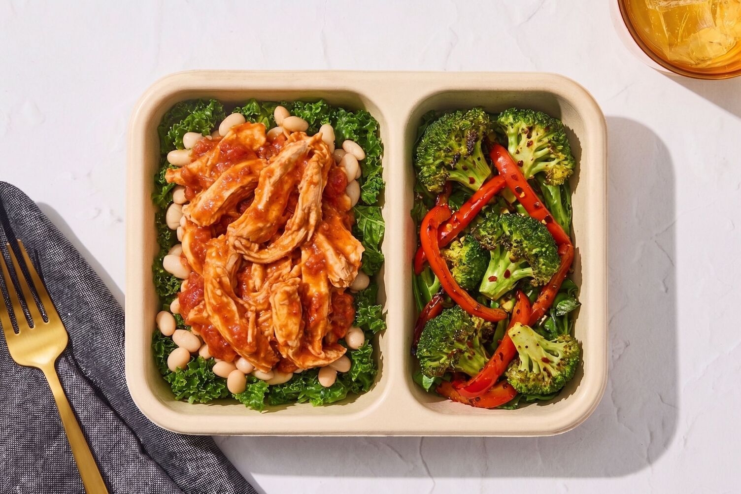 Hauts de cuisses de poulet aux poivrons rouges