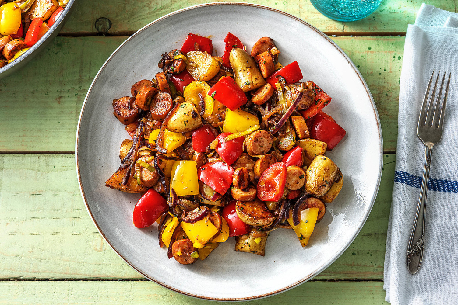 Rauchige Gemüsepfanne mit Krakauer