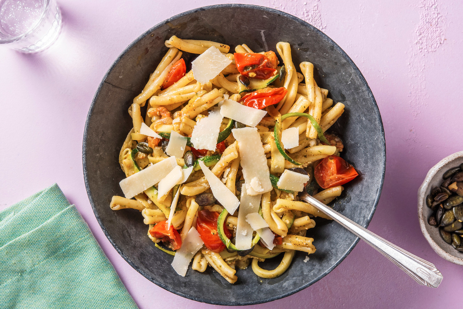 Casarecce au pesto verde et courgettes poêlées