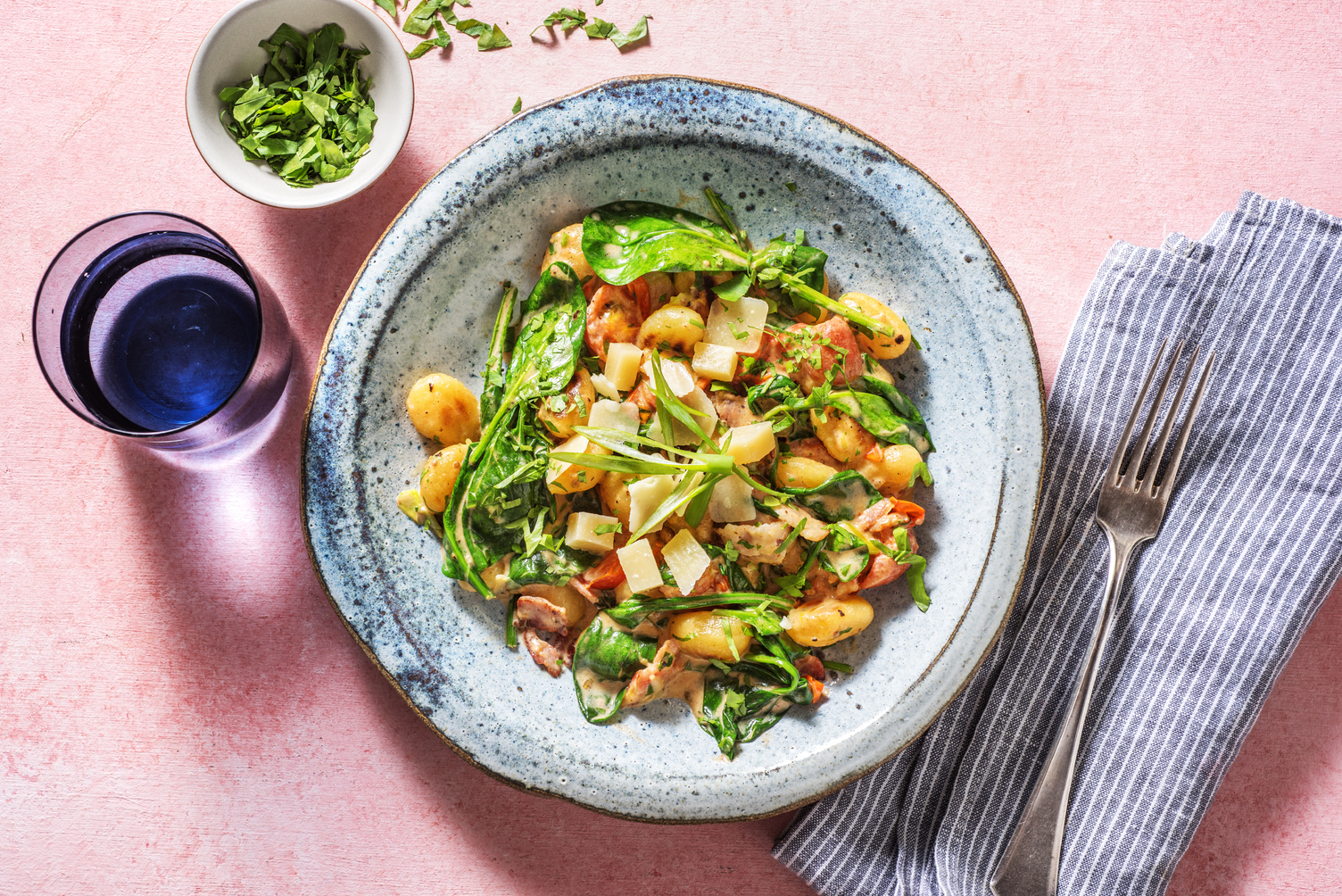 Frische Gnocchi-Speck-Pfanne