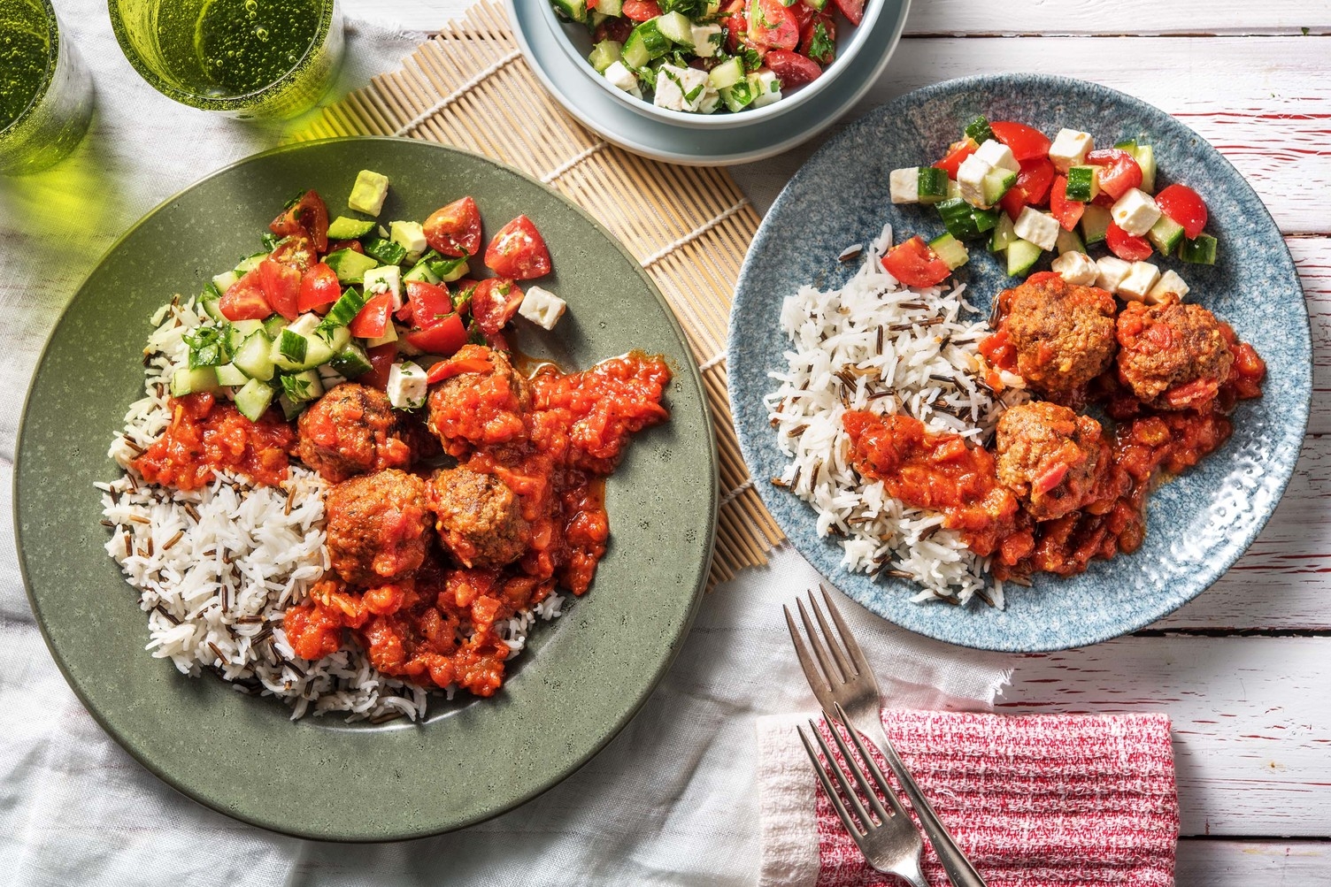 Köttbullar i tomatsås