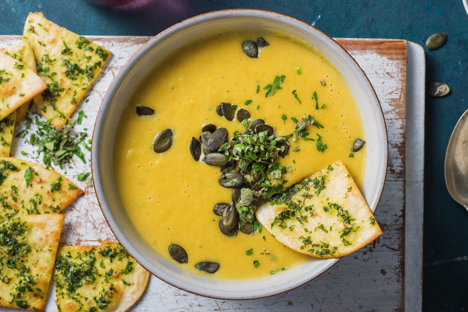 Krämig potatis- och purjolökssoppa