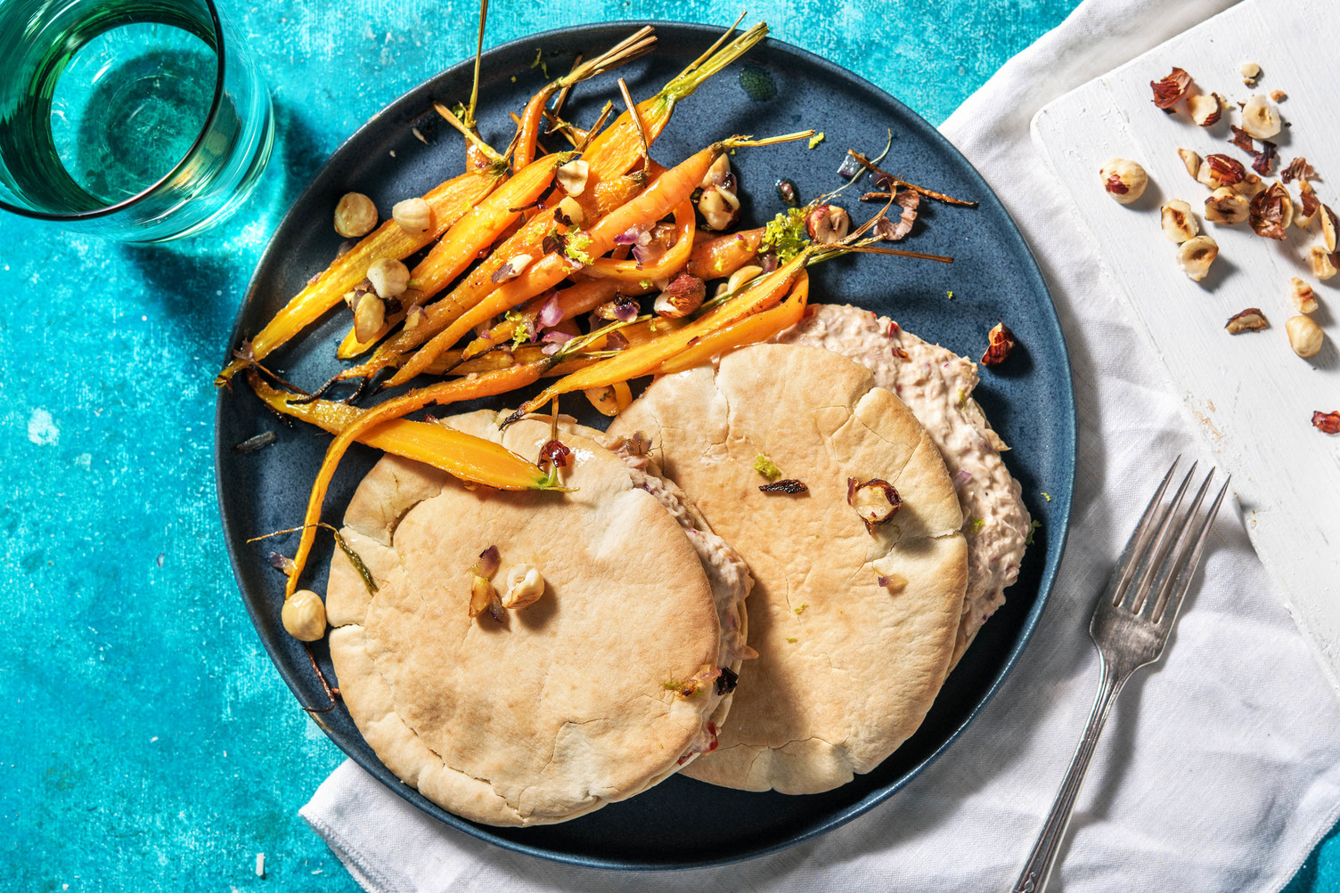 Salade de thon maison sur pain pita