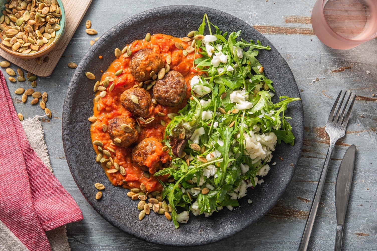 Citronköttbullar i tomatsås