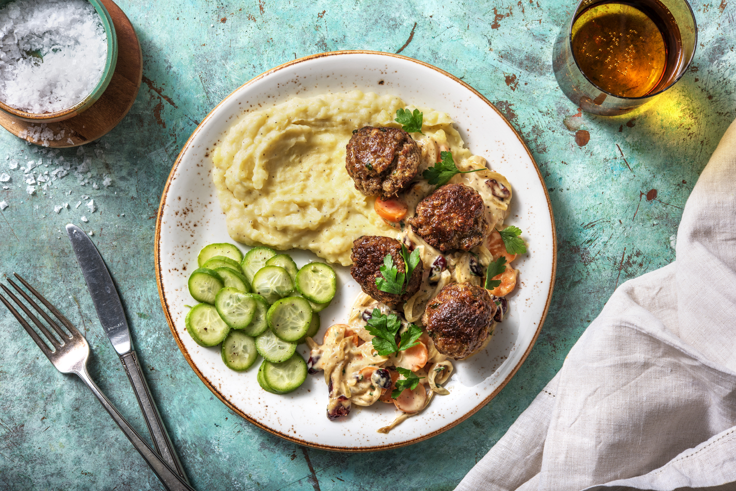 Köttbullar med potatismos