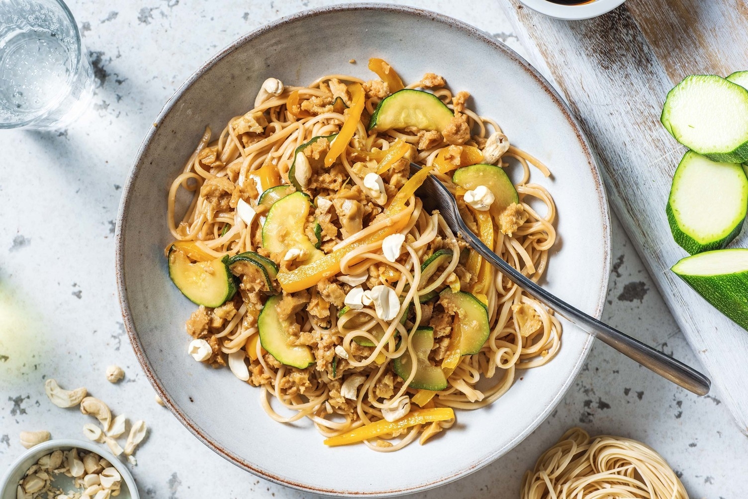 Noedels met seitan en Aziatische saus