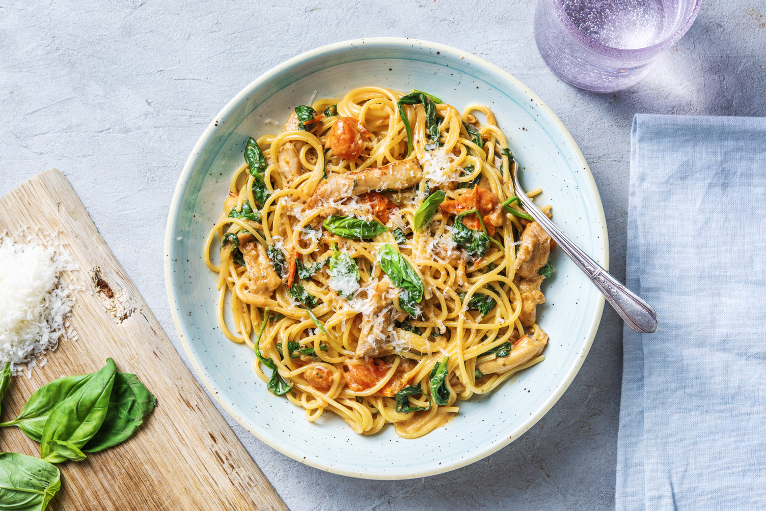 Krämig pasta med kyckling