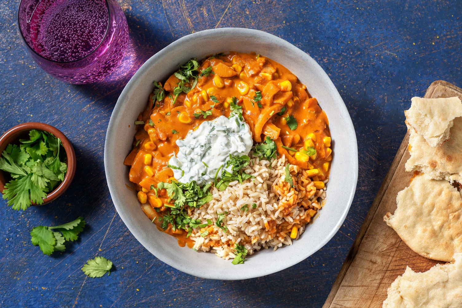 Venkelcurry met koriander-yoghurtsaus