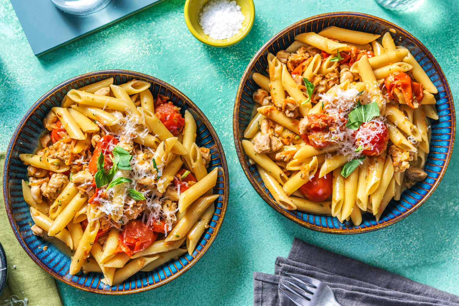 Krämig pasta med kyckling