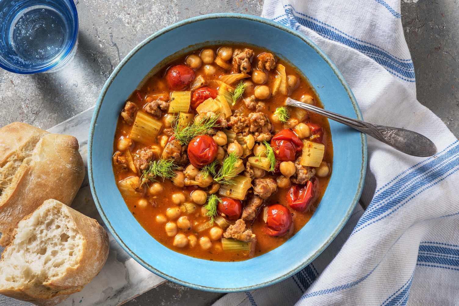  Cherrytomatensoep met worst en venkel