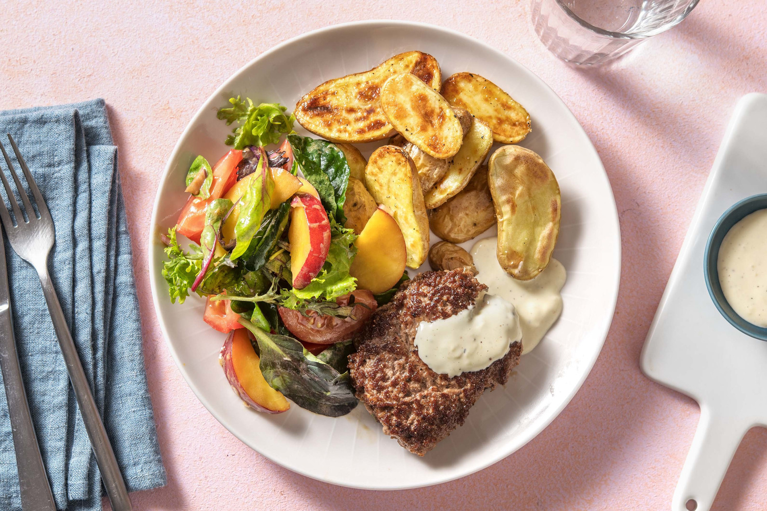 Steak haché & sauce camembert