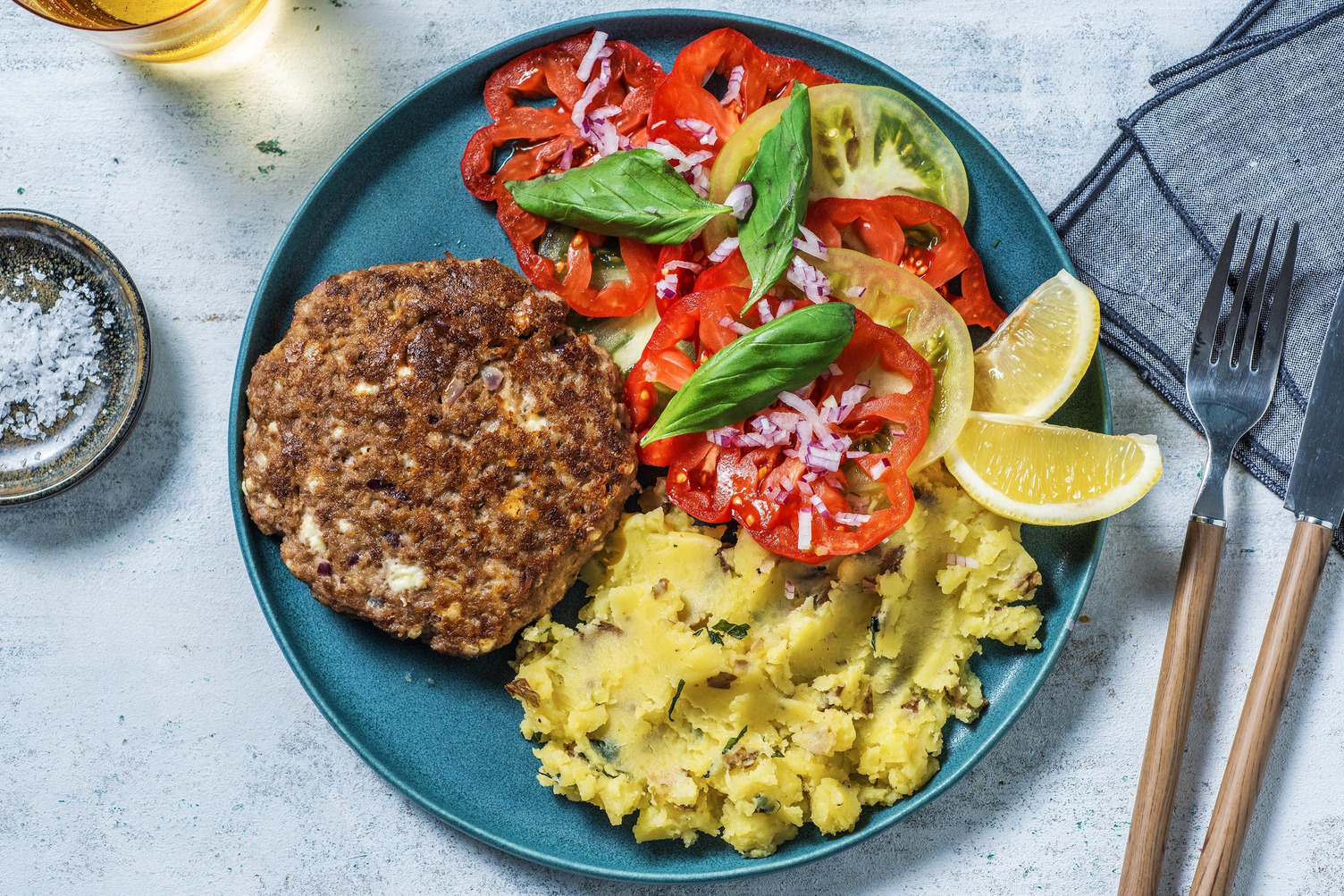 Köttfärsbiff med salladsost