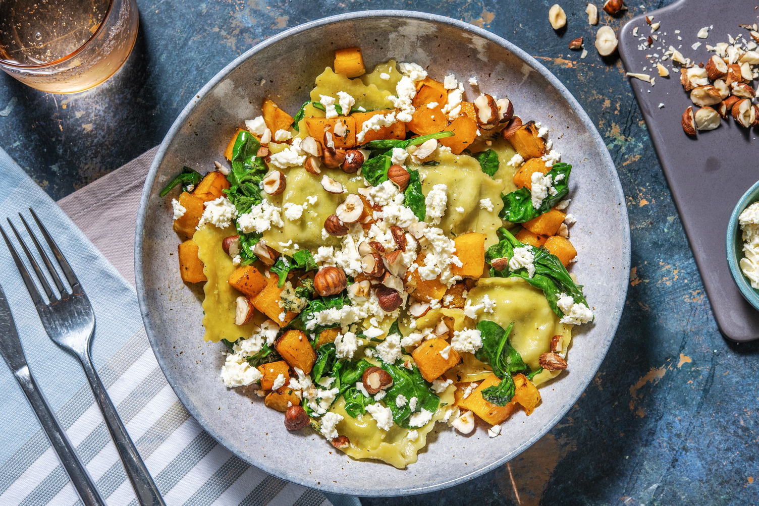 Ravioli med spenat och ricotta