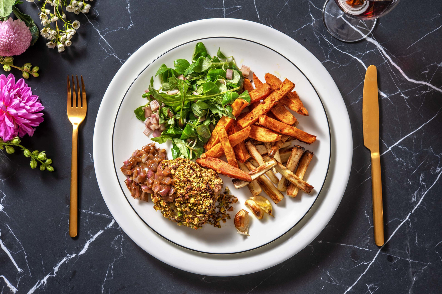 Filet mignon de porc en croûte de pistaches