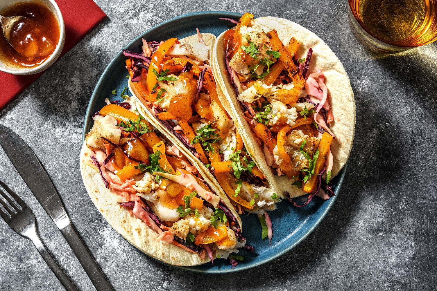 Wraps de lieu noir & chutney d'oignons