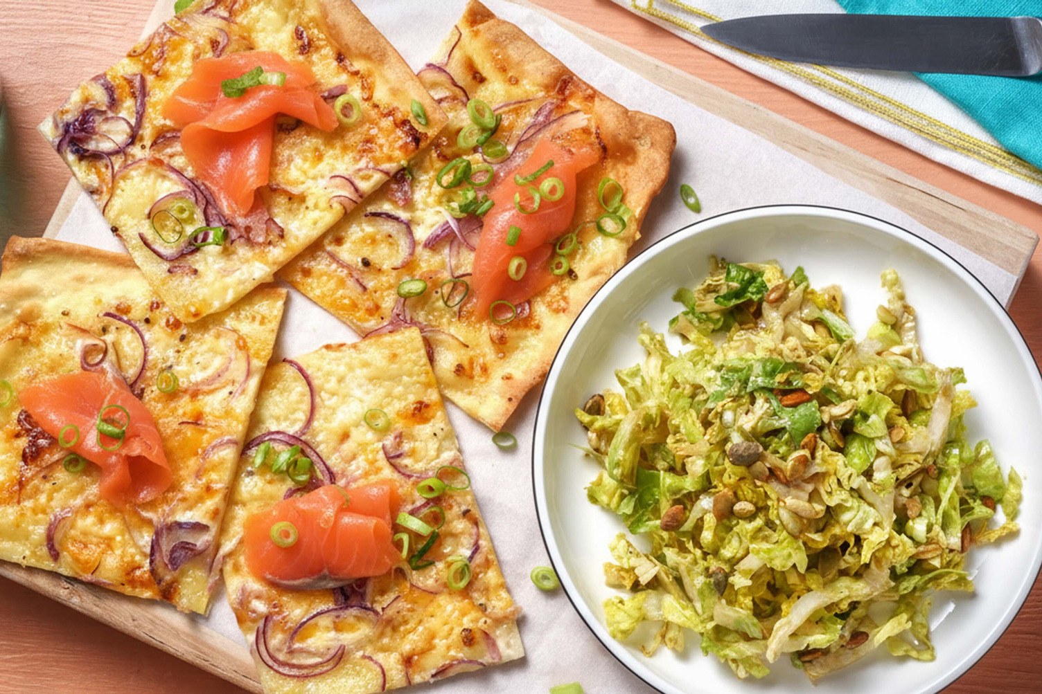Flammkuchen mit Räucherlachs