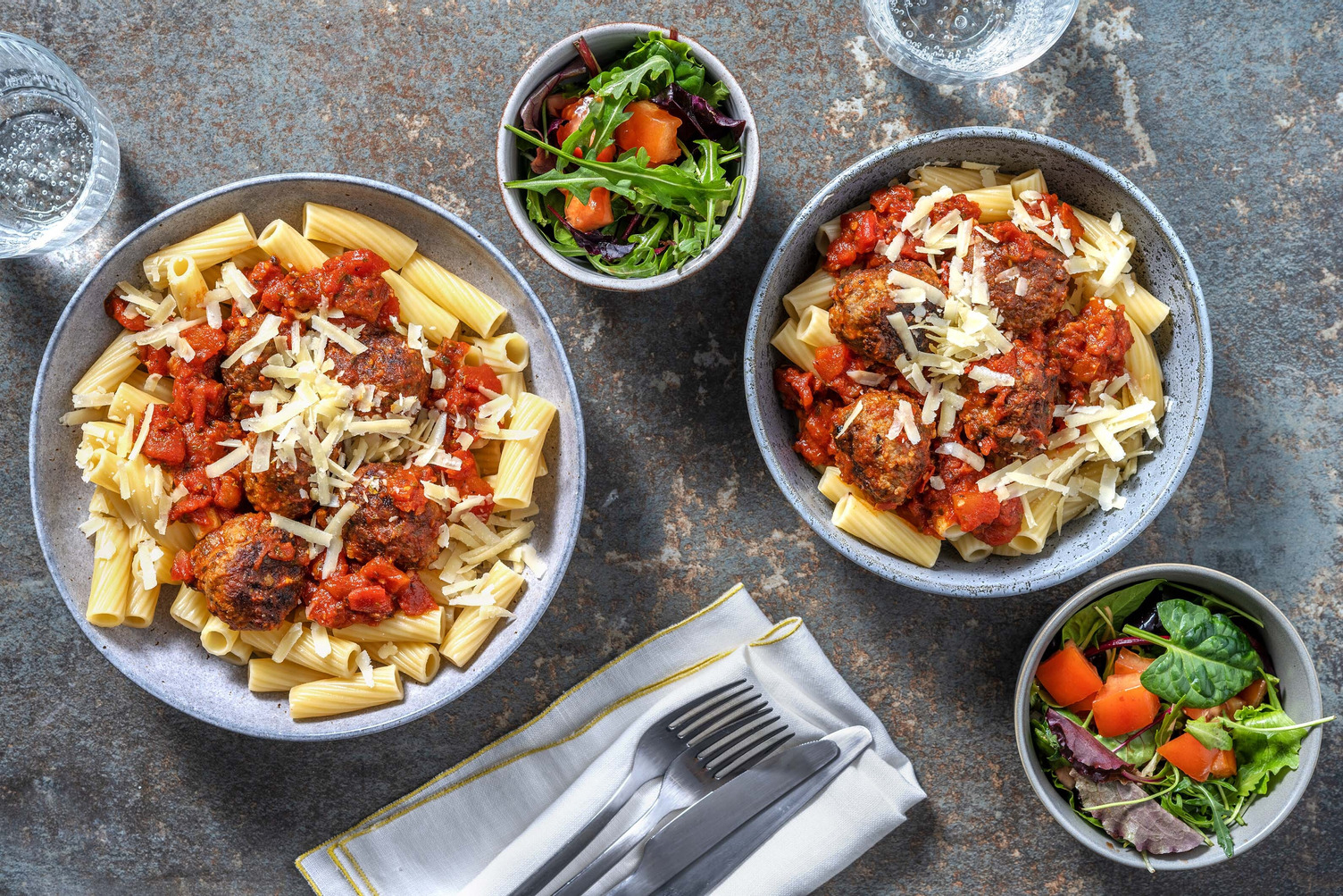 Kjøttboller i tomatsaus