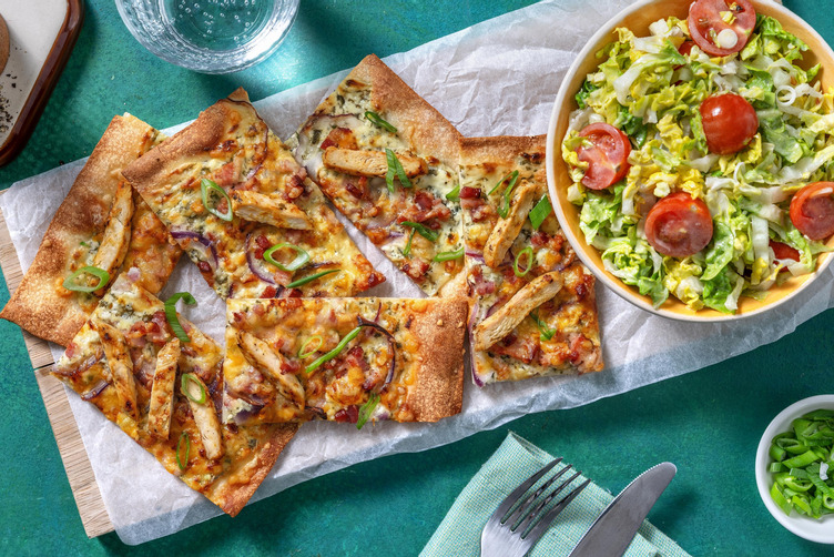 Flammkuchen mit Bärlauchschmand & Hähnchen