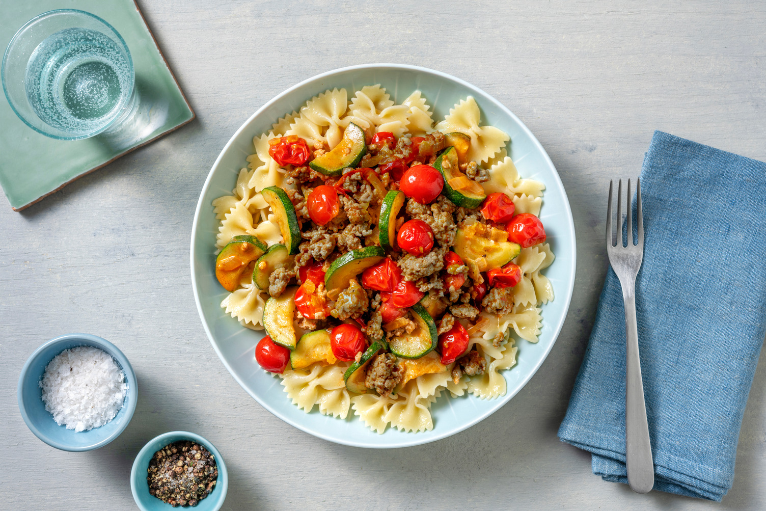 Farfalle con carne picada de ternera