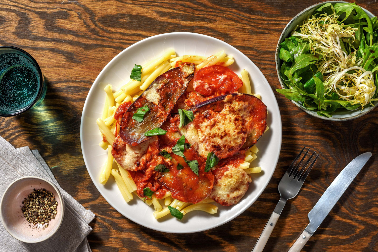 Aubergine gratinée & casarecce