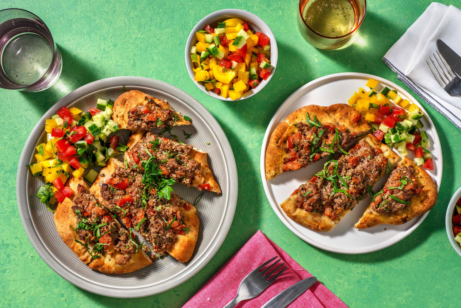 Pizzette au bœuf haché à l'orientale