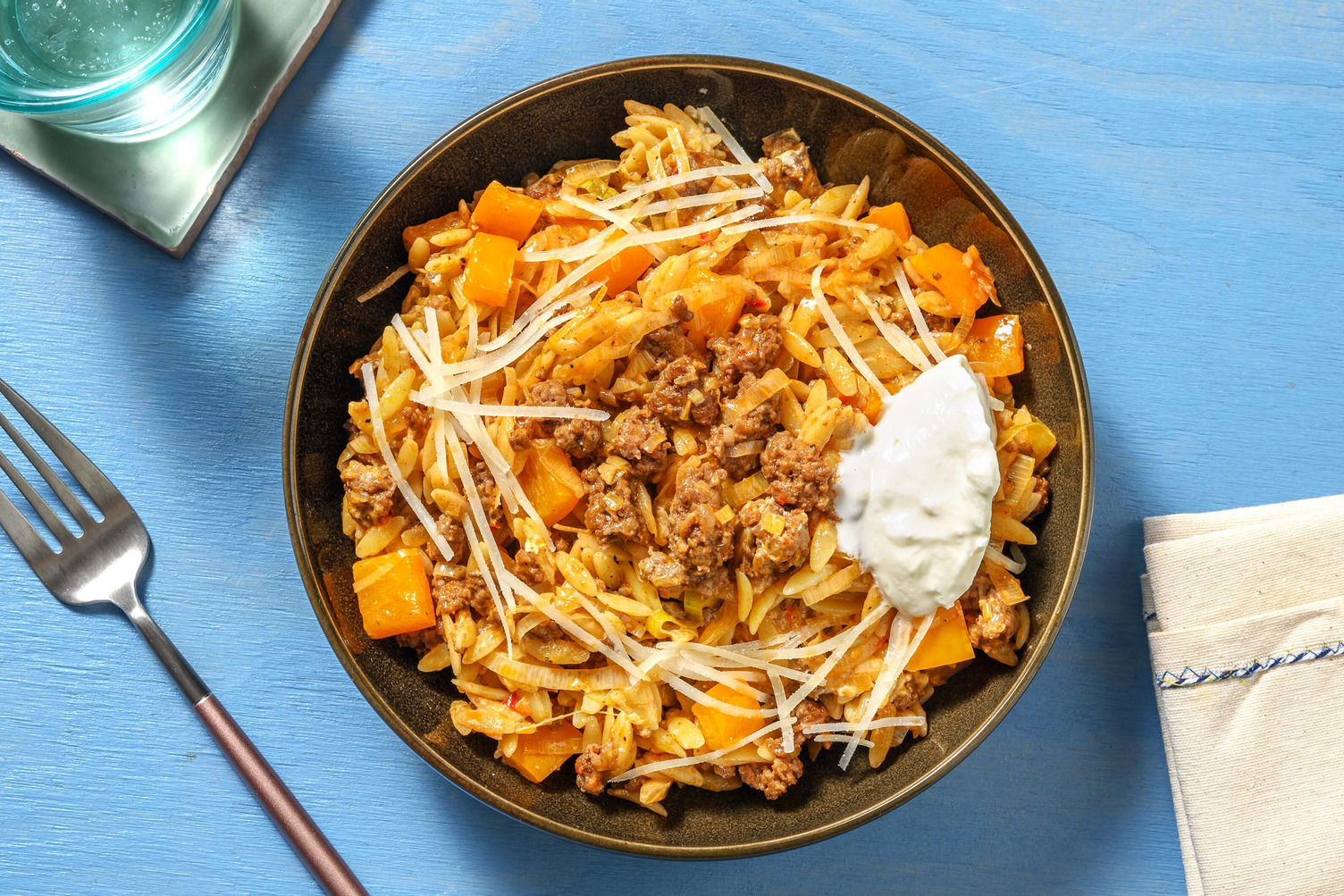 Orzo met Oosters-stijl rundergehakt