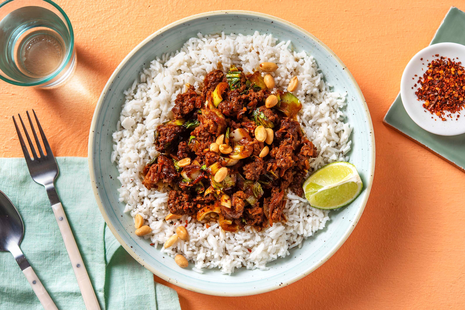 Hoisin- og srirachastekt kjøttdeig