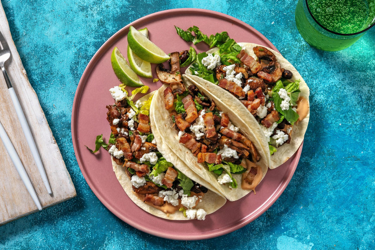 Bohnen-Tacos mit Hirtenkäse & extra Bacon