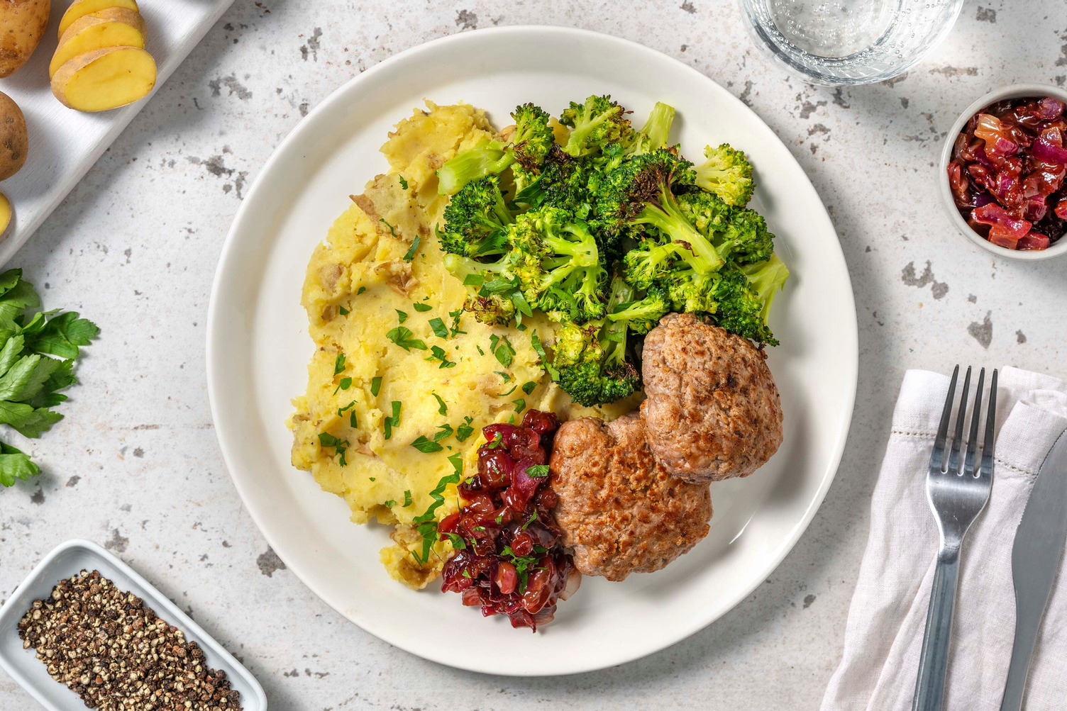 Double protein: Dubbele Duitse biefstuk met geroosterde broccoli