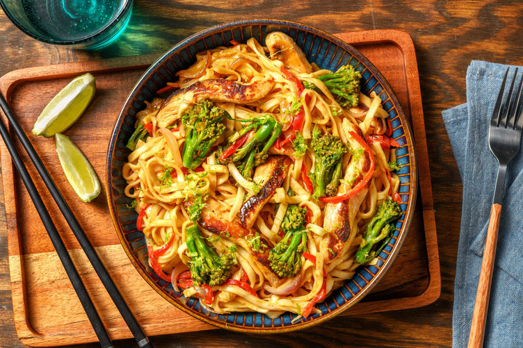 Kyckling- och broccoliwok