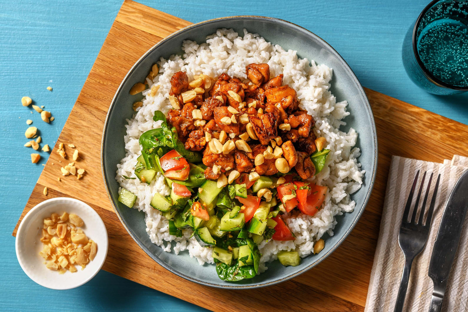 Pollo caramellato e riso al cocco