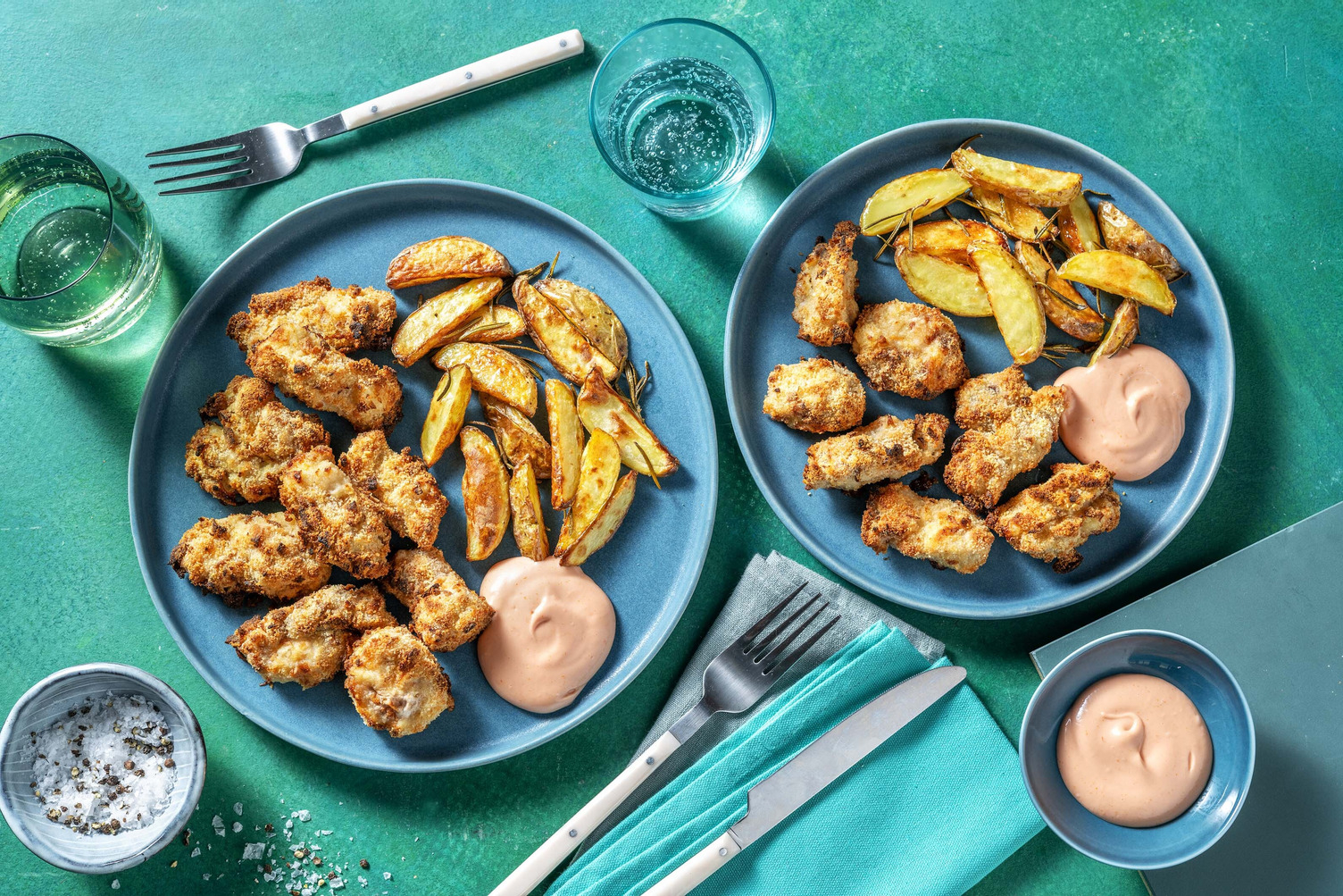 Nuggets fritti-non fritti con tris di salse