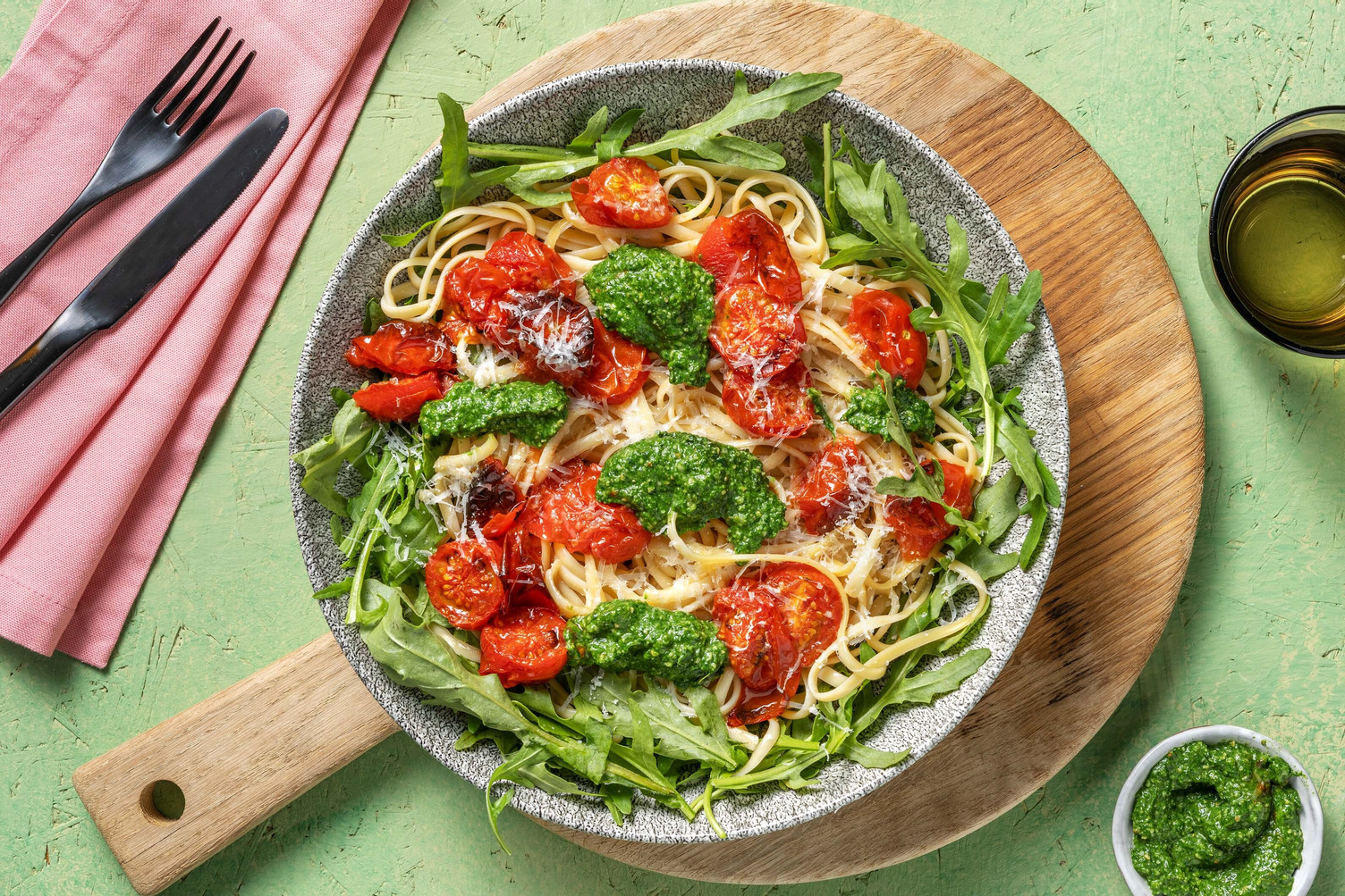 Linguine with Homemade Spinach Pesto