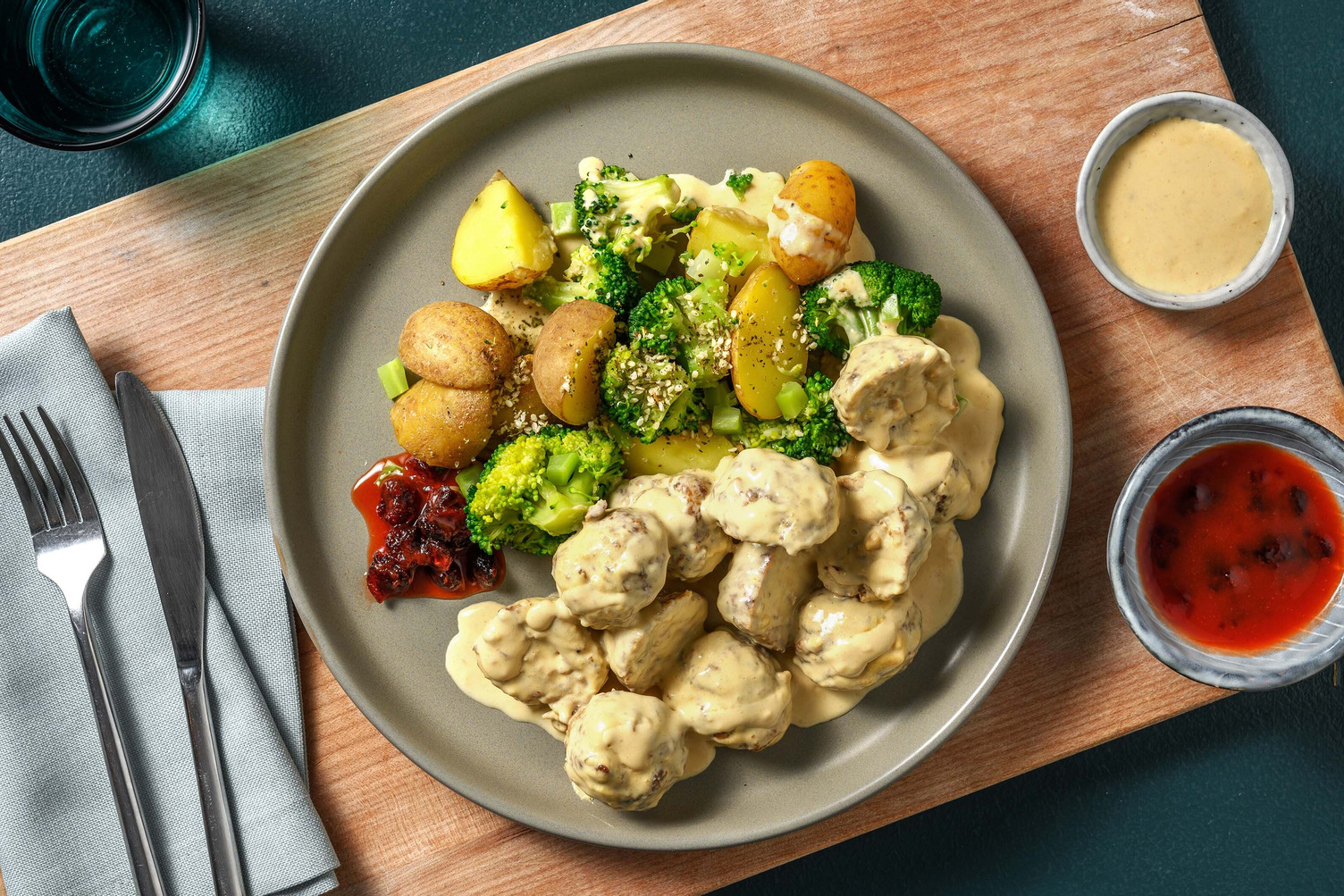 Double protein - Dubbele portie Zweedse stijl gehaktballetjes in roomsaus