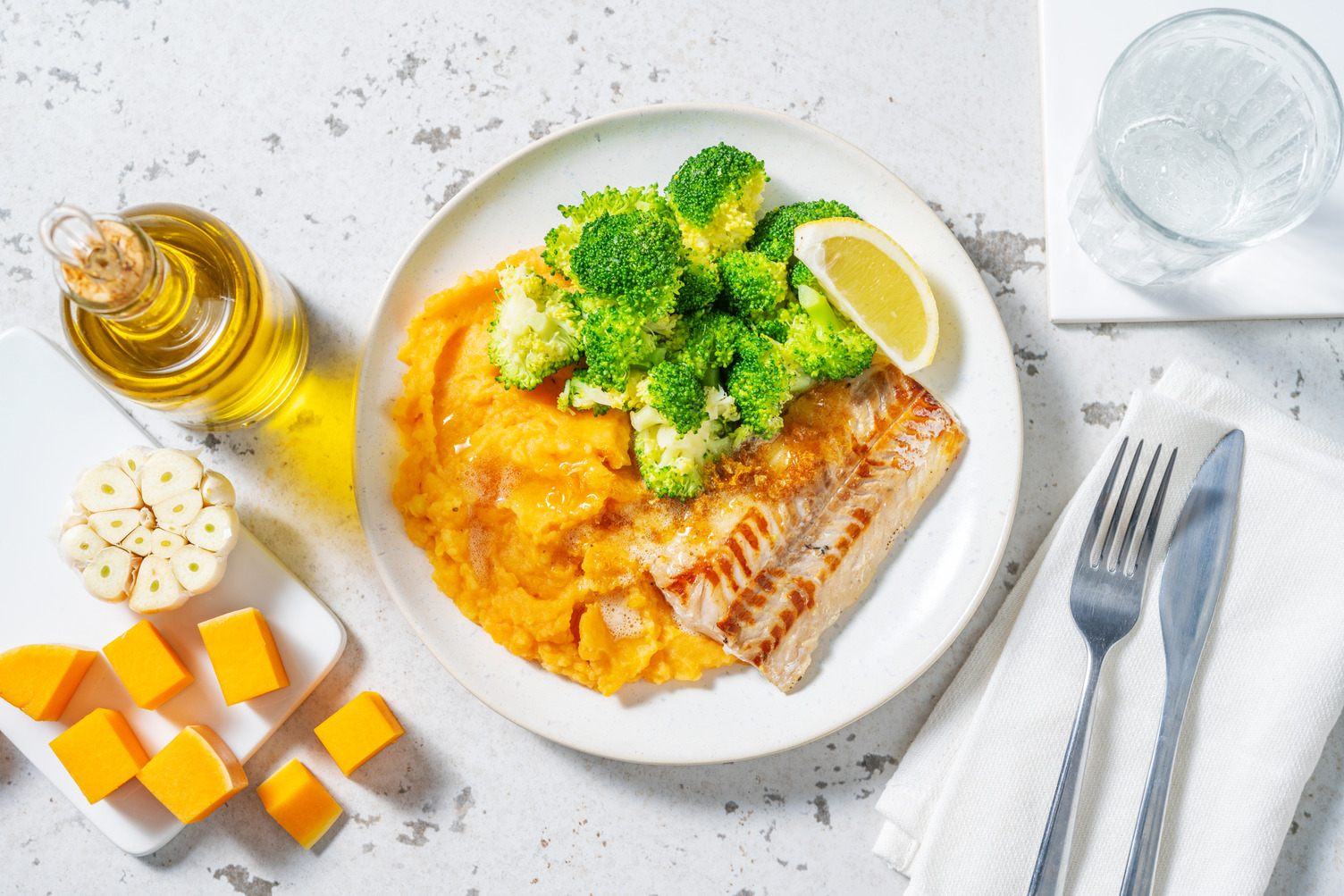 Filet de merlu & sauce citronnée