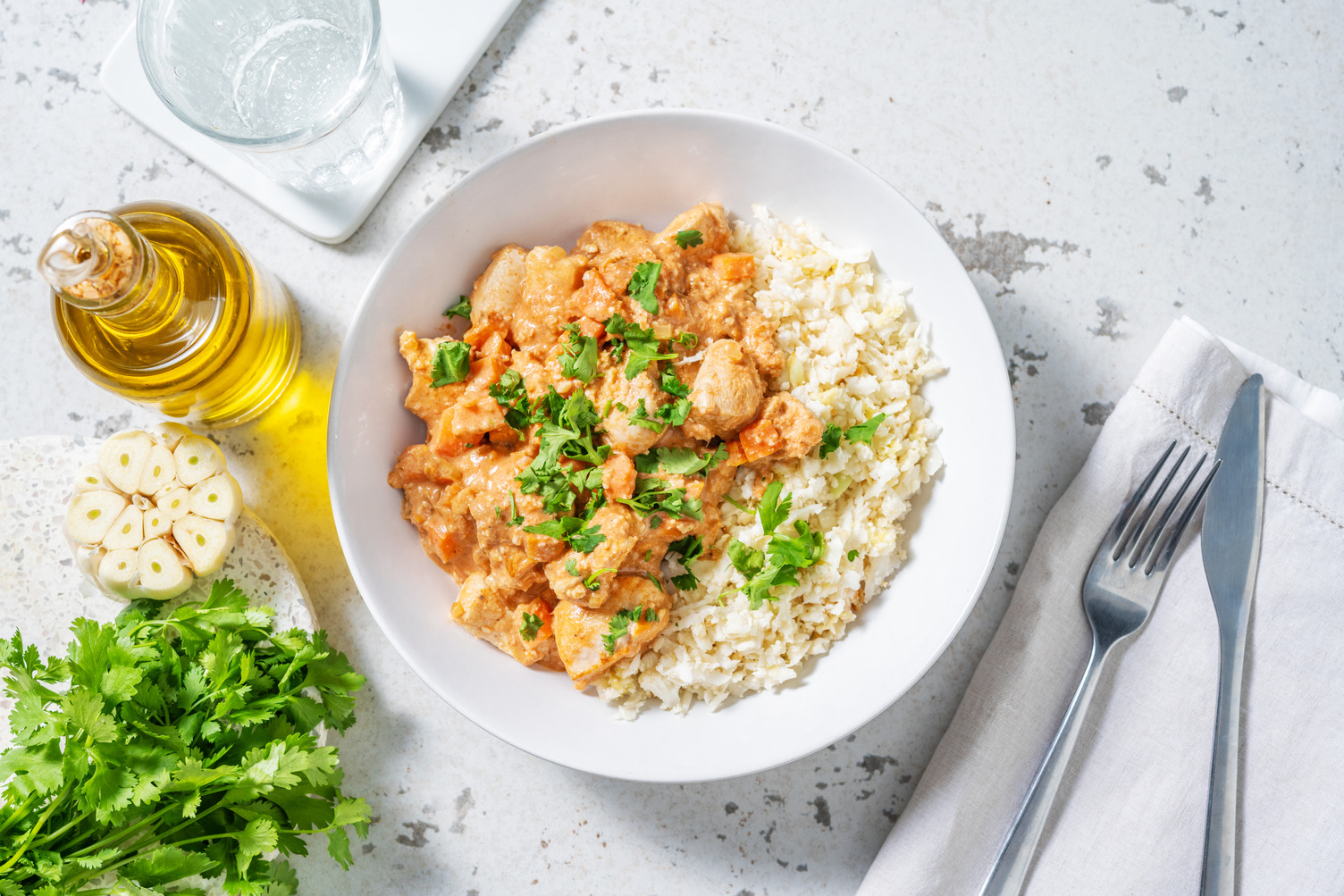 Poulet korma & riz de chou-fleur