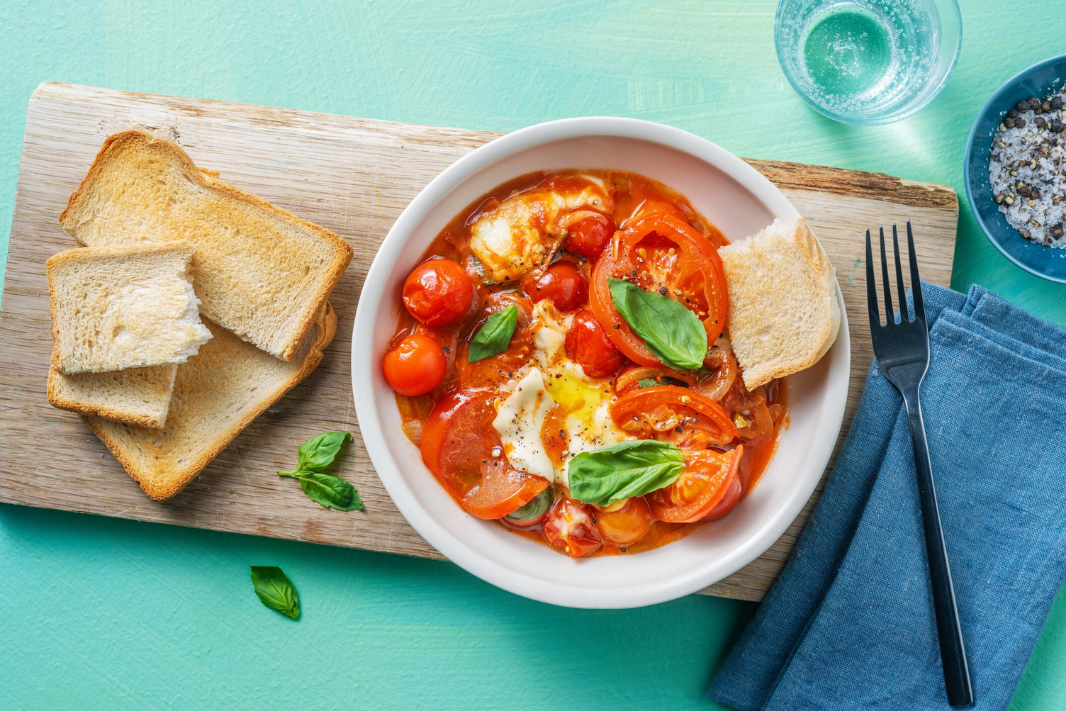 Shakshuka con mozzarella di bufala