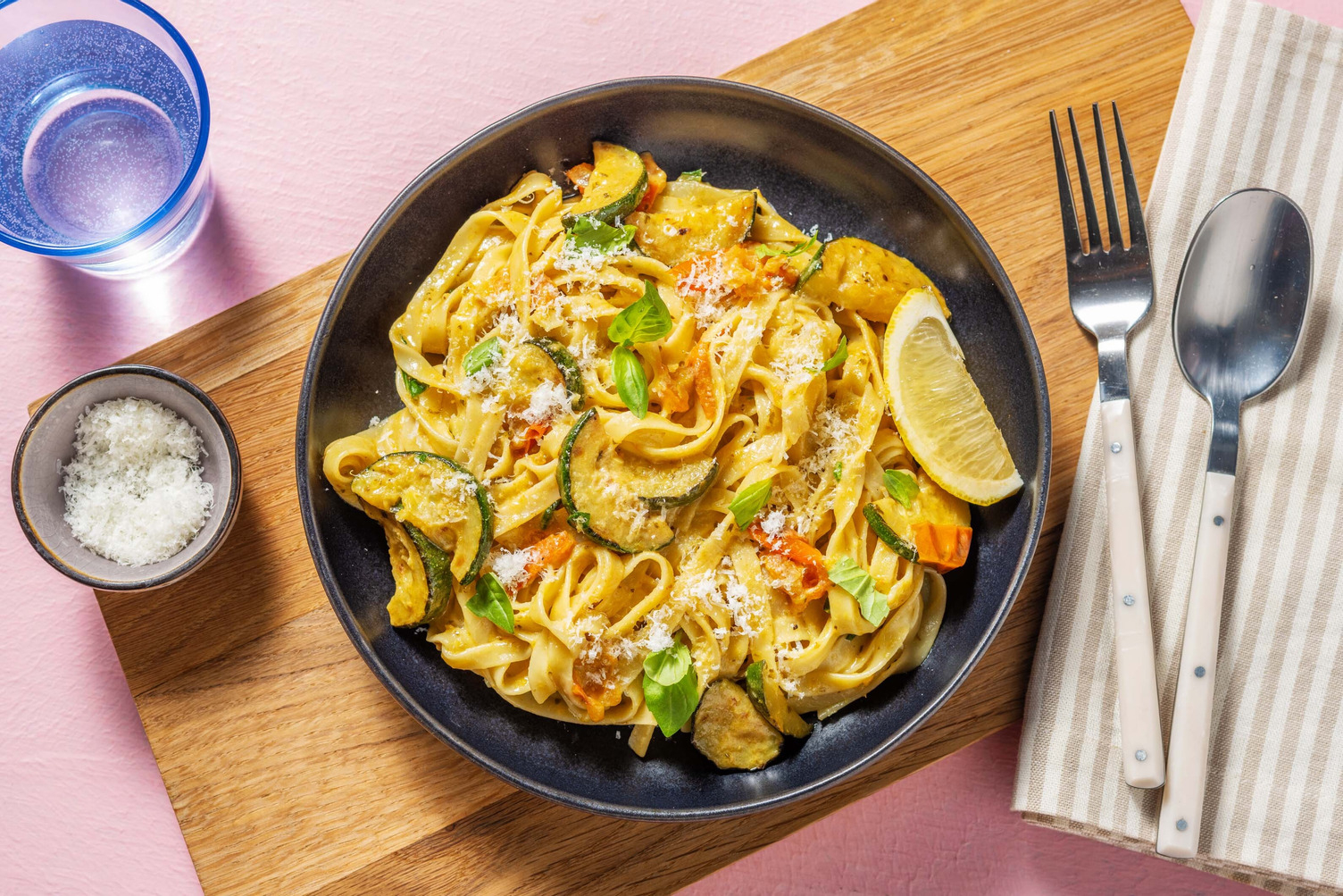 Pestorørt tagliatelle