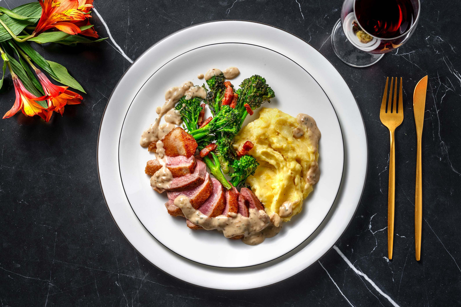 Canard sauce estragon & purée au pecorino