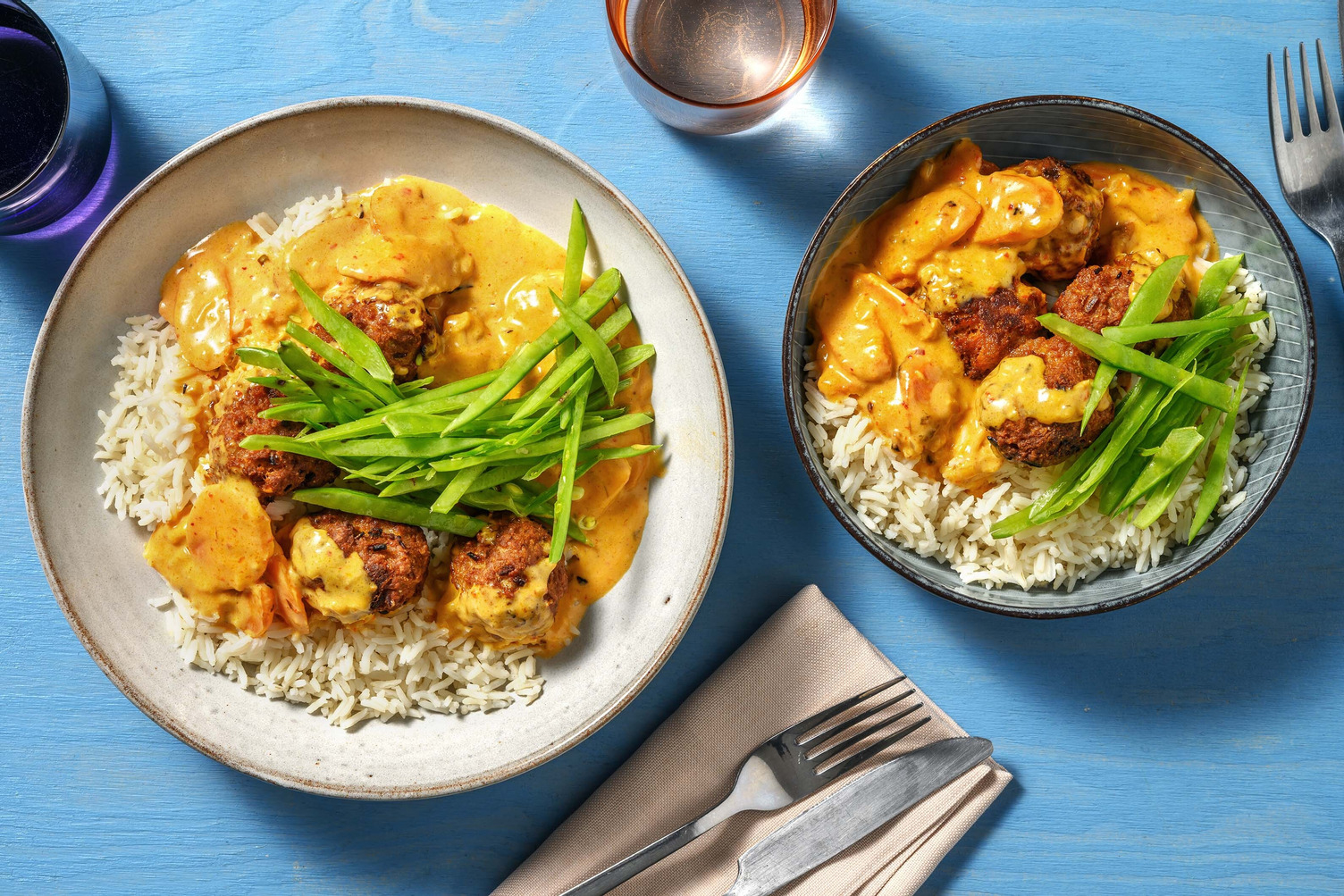 Thailändsk köttbullsgryta