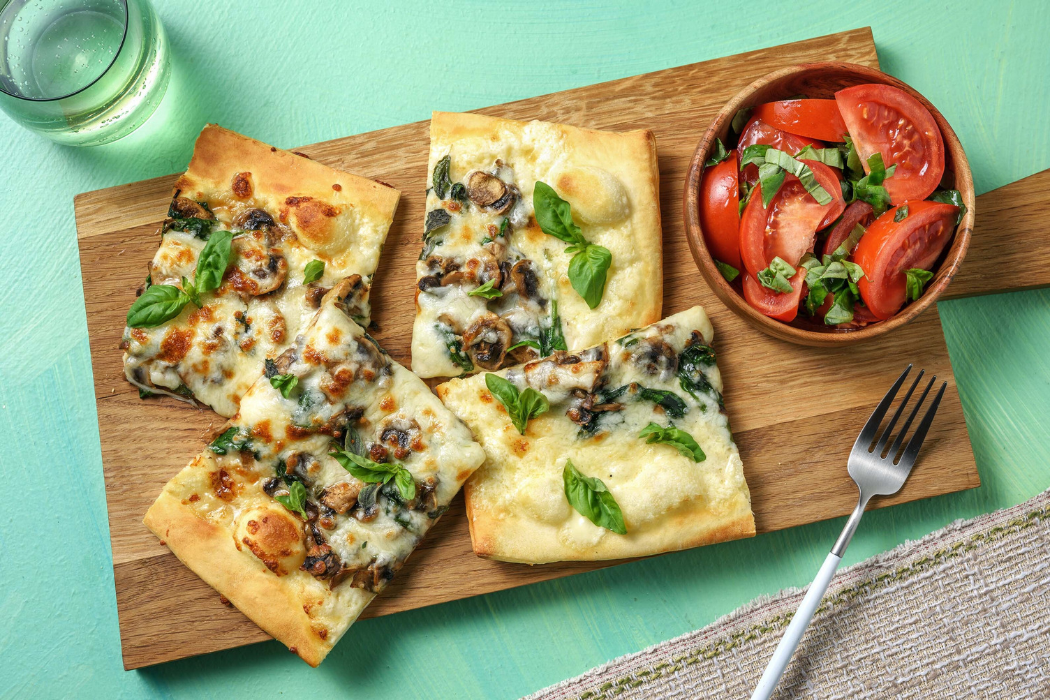 Hvit sjampinjongpizza