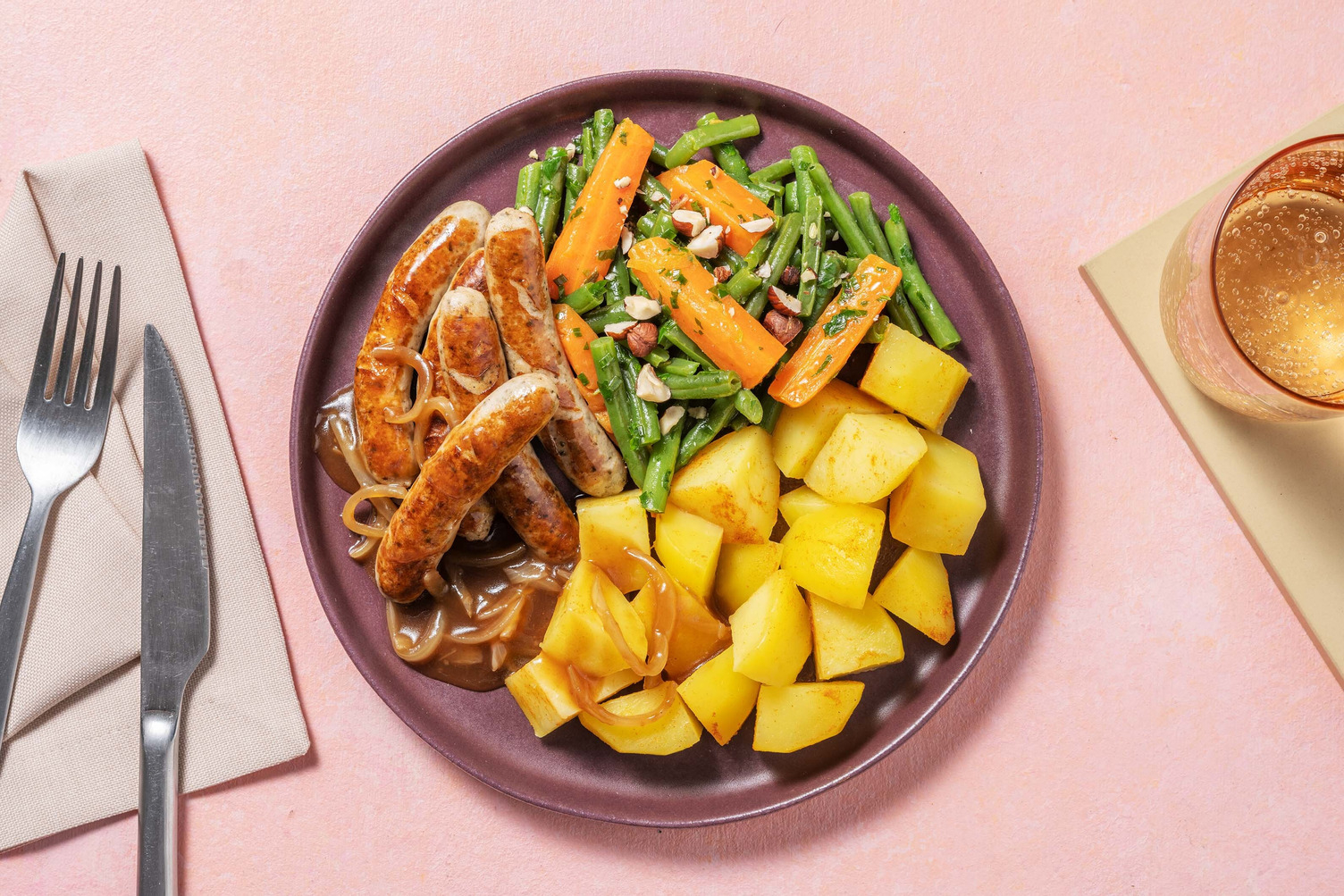 Cipollata Würstli in brauner Zwiebelsauce