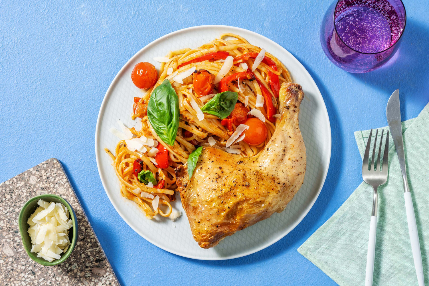 Cuisse de poulet & linguine pesto rosso