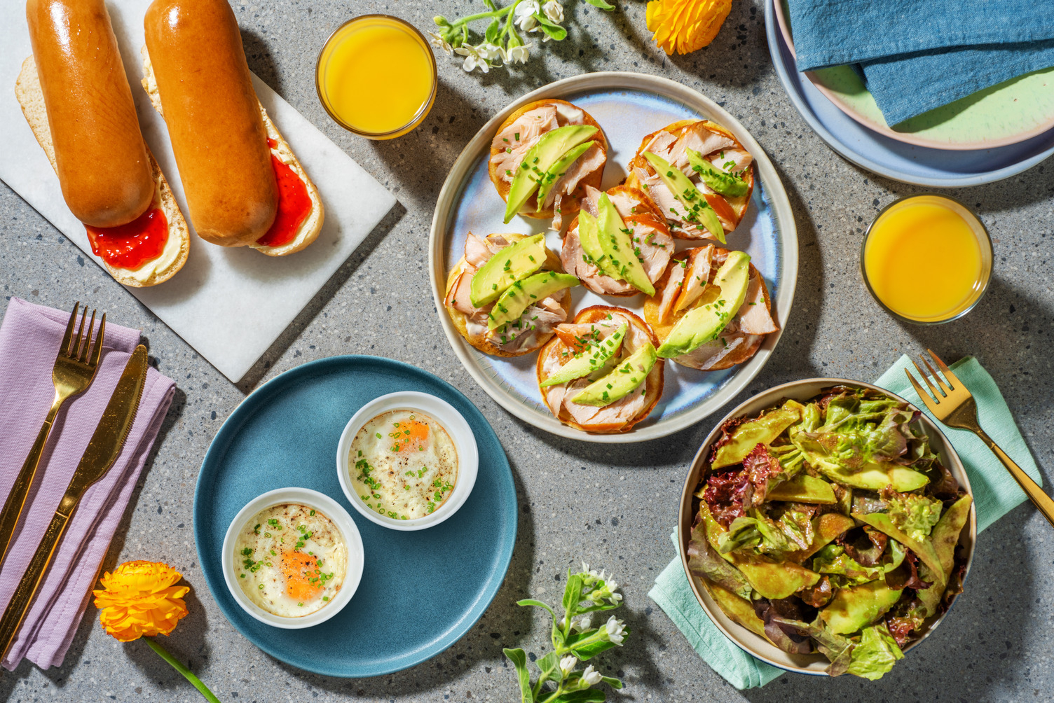 Brunch : blinis au saumon & avocat