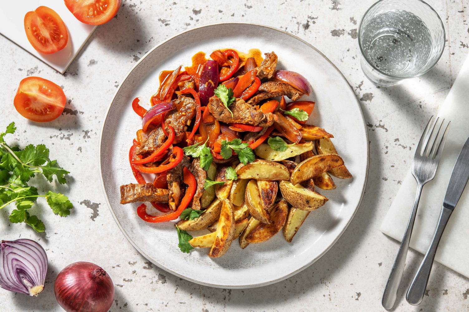 Bœuf piquant sauté façon lomo saltado