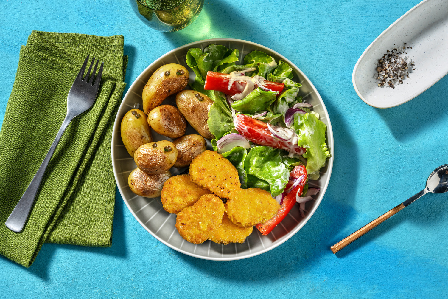 Vegetarische nuggets met peterseliekrieltjes